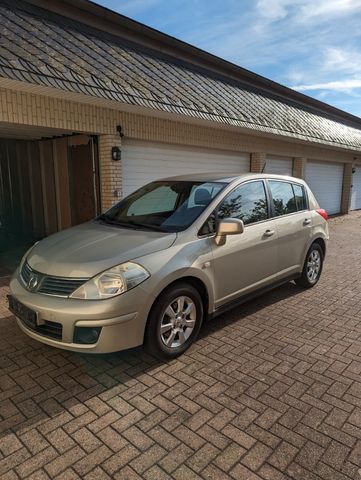 Nissan Tiida 1.8 tekna tekna