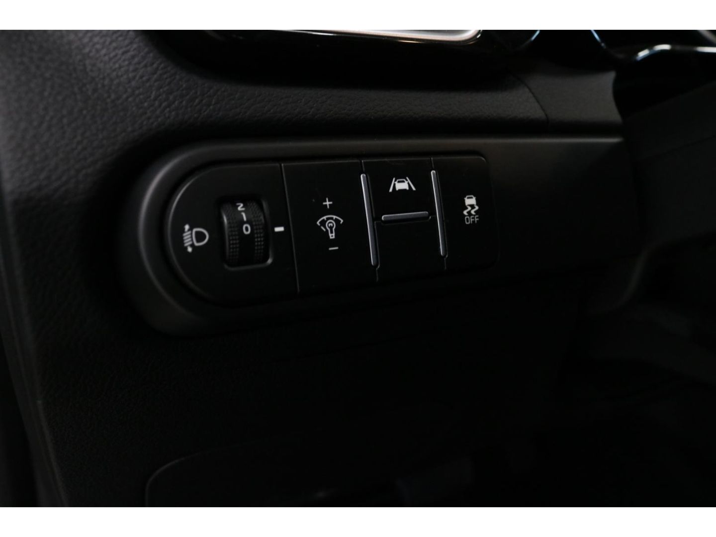 Fahrzeugabbildung Kia Ceed Spirit 1,5 Automatik Kamera Navi SHZ Tempom