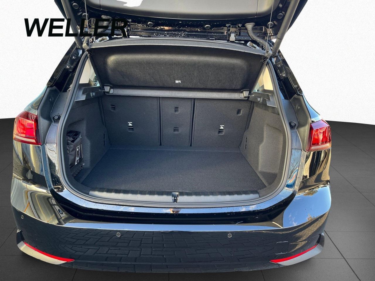 BMW 216 Active Tourer - Bild 17