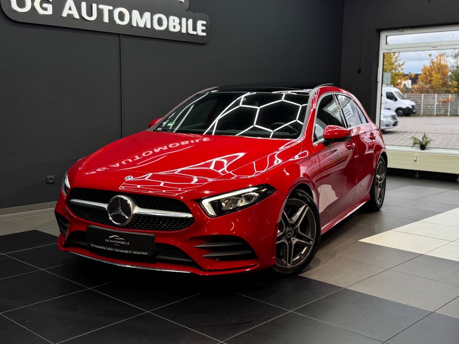 MERCEDES-BENZ A 250 AMG Line*PANO*KAMERA*LED*TEMPOMAT*LEDER