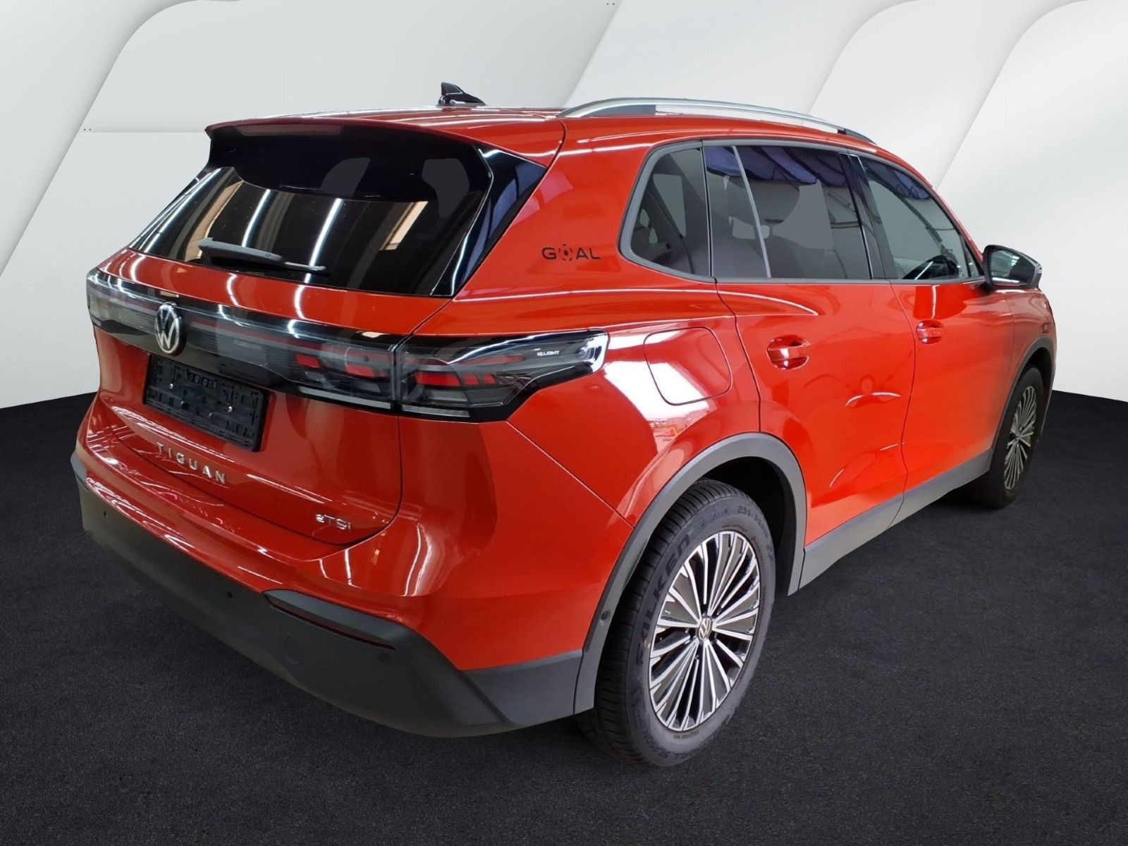 Volkswagen Tiguan 1.5 eTSI Goal IQ.Light ACC 360° AHK Navi foto 2