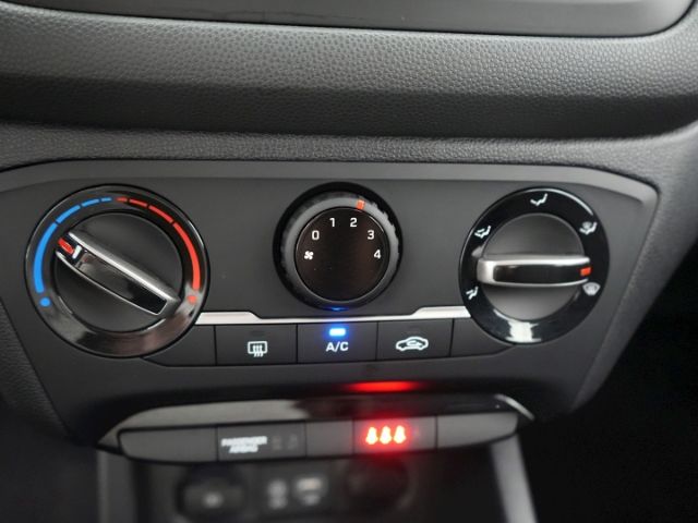 i20 SELECT+KLIMAANLAGE+USB/AUX+ALARMANLAGE