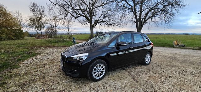 BMW  218 i Active Tourer 1,5 103 KW /140 PS