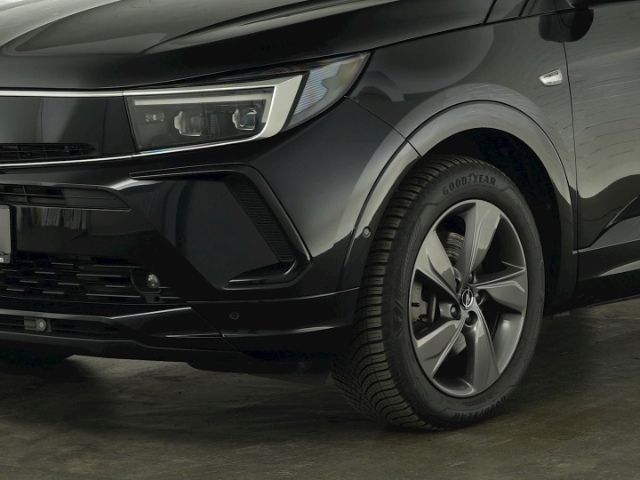 Grandland GSe PHEV 4X4 AT+LED+RÜCKFAHRKAMERA+NAV