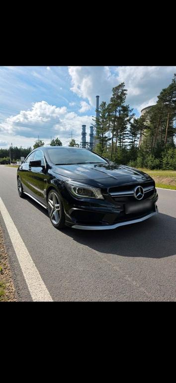 Mercedes-Benz CLA 45 AMG