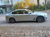 BMW 540d xDrive Limousine Sport Line  - silberne BMW 540