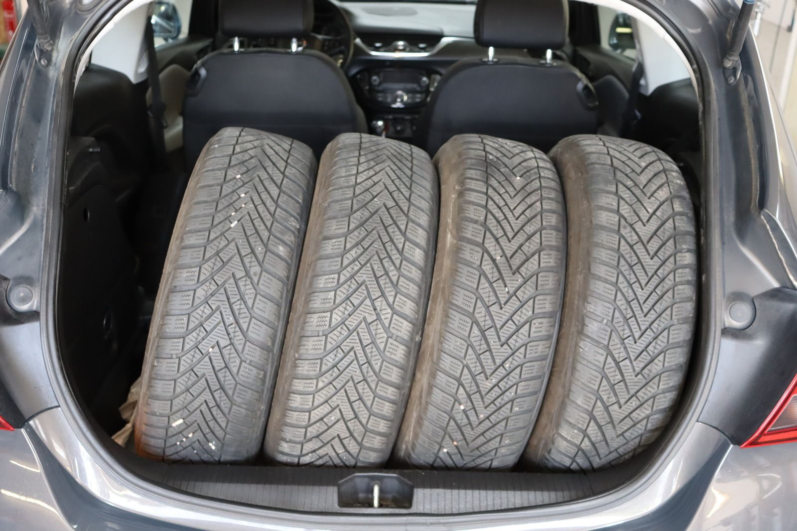 Fahrzeugabbildung Opel Corsa E * Sitzhzg. * Klima * PDC * HU/AU neu