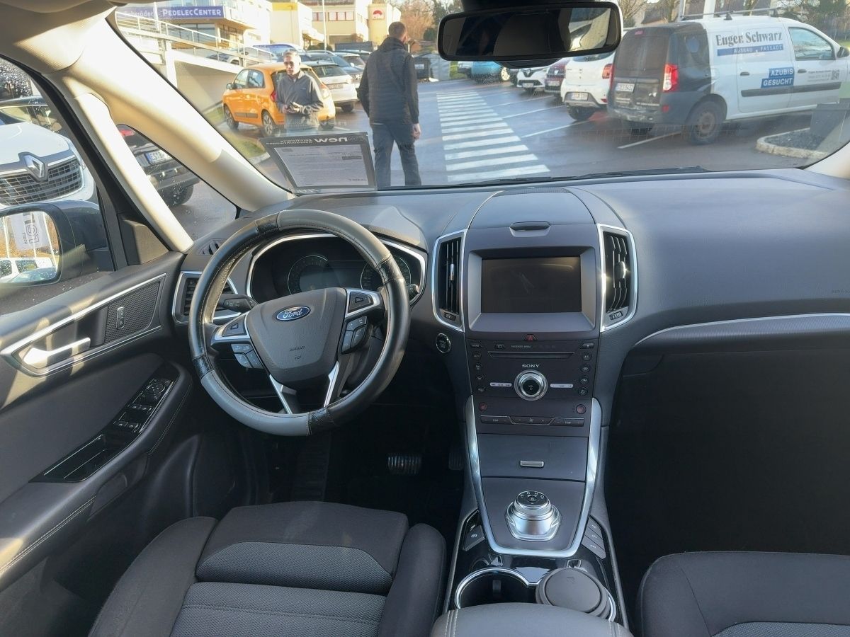 Fahrzeugabbildung Ford Galaxy Titanium 2.0 EcoBlue GJR AHK Kamera LED