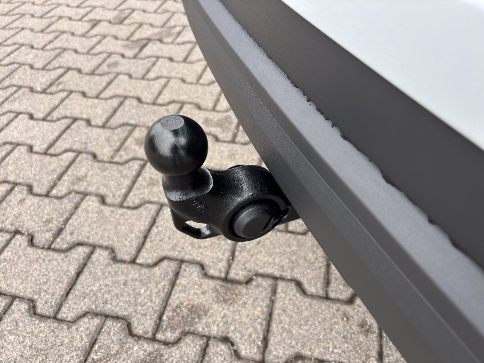 Fahrzeugabbildung SKODA Karoq Balance 1,5 TSI 110 kW DSG MATRIX/RFK/AHK