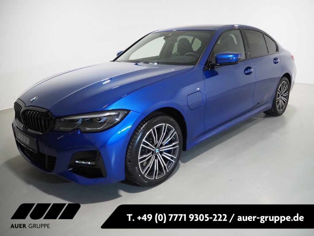 Image of BMW 330