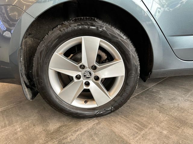 Skoda Octavia *2-Zonen*Navi*Tempo*PDC*