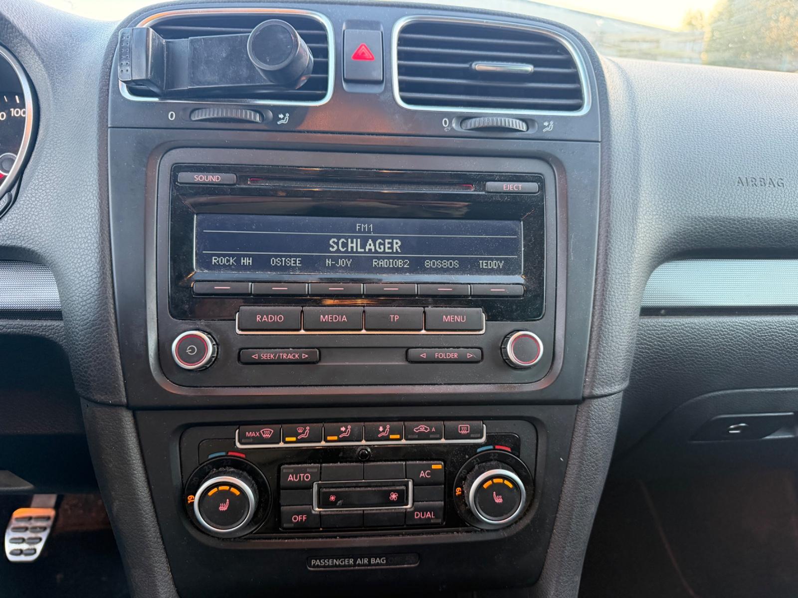 Volkswagen Golf 2012 — photo 25