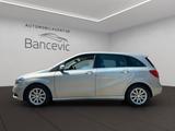 Mercedes-Benz B180*Shz*PDC*Klima*Blth*Allseasons* - gebrauchte Kleinbusse in Freiburg