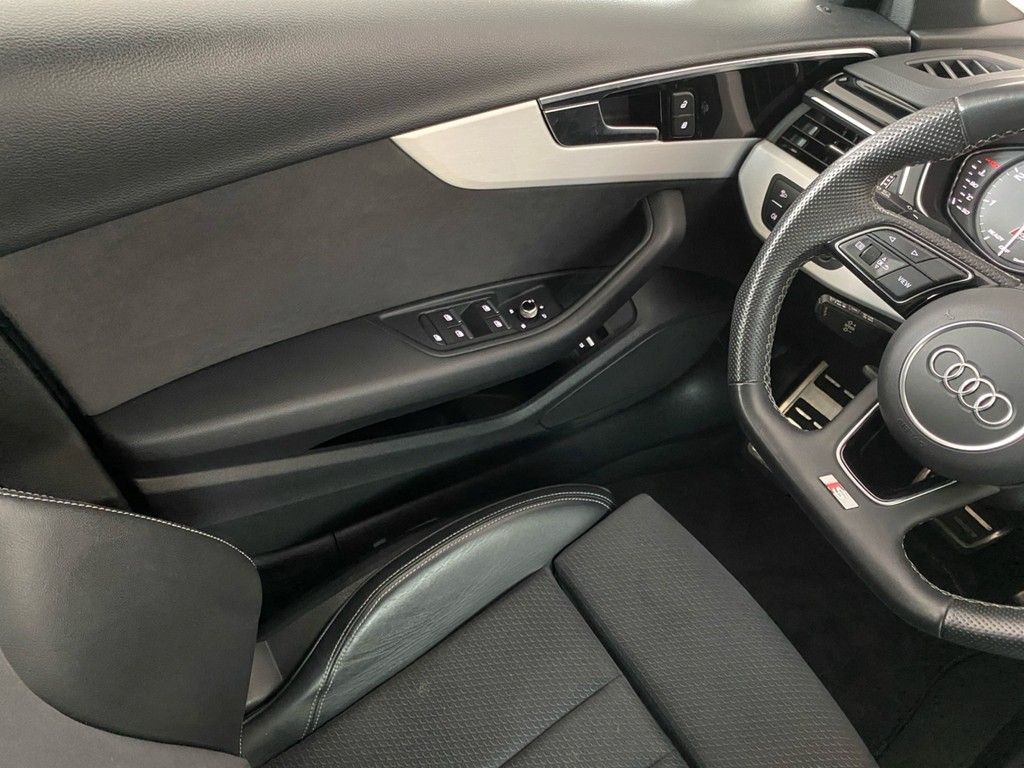 Audi S4 - Bild 12