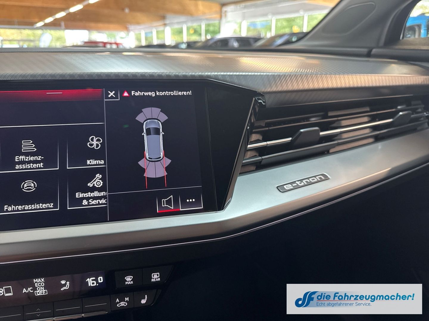 Fahrzeugabbildung Audi Q4 e-tron 45 quattro Sportpaket Navi Leder Digit