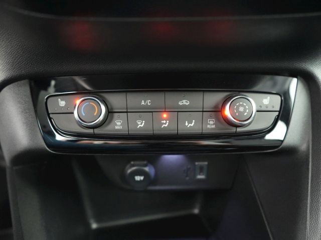 Corsa F FACELIFT+LED+SITZ-/LENKRADHEIZUNG+INDUKT