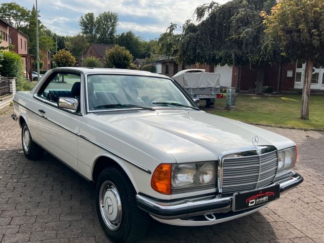 Mercedes-Benz 230 CE Coupé*W123*Automatik*S.Dach*Toller Zustnd