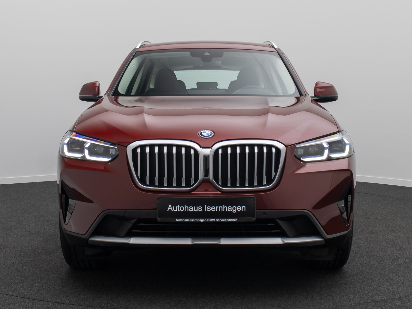 Fahrzeugabbildung BMW X3 xD30e Laser Kamera HUD DAB HiFi AHK Komfort