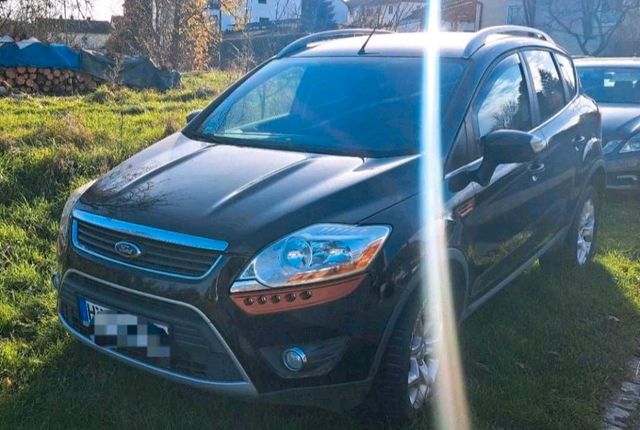 Ford Kuga 2.5 2009 Benziner 82000 km