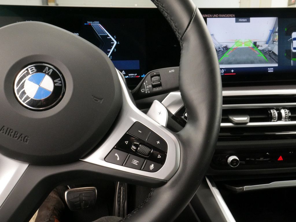 BMW 320 i xDrive M-Sport KAMERA NAVI AHK FACEL. LED foto 15