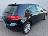Volkswagen Golf VII Lim. Cup BMT, Navi, Tempomat, LM-Räder - VW Golf Gebrauchtwagen in Leipzig