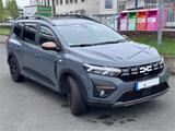 Dacia Jogger Extreme+ TCe 100 + Zubehör + 7 Sitz - Dacia Jogger von privat