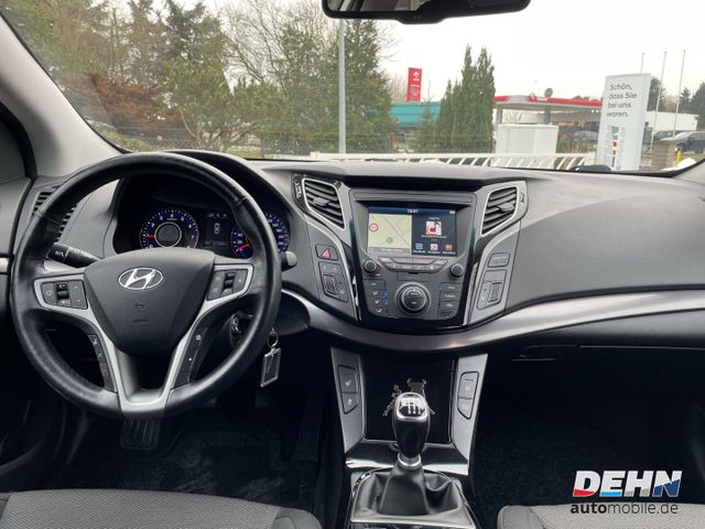 Hyundai i40 1.6 GDi blue Trend Navi-Paket