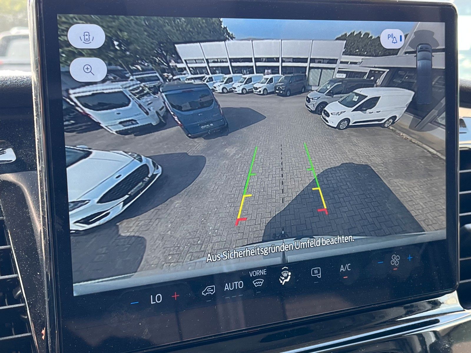 Fahrzeugabbildung Ford Transit 350 L3 Kasten hoch lang KLIMA AHK