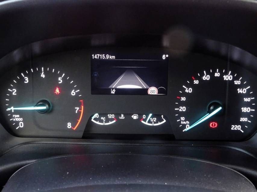 Fahrzeugabbildung Ford Puma 1.0 EcoBoost Mild Hybrid Titanium