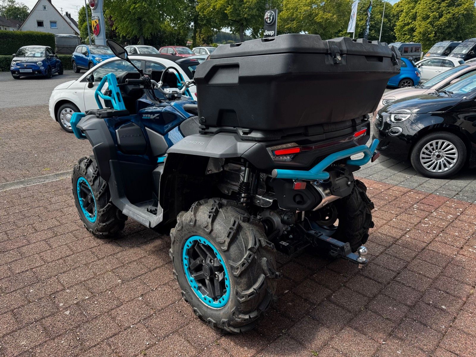 Fahrzeugabbildung CFMOTO CFORCE 1000 TOURING PRO MUD Version - T3b ABS