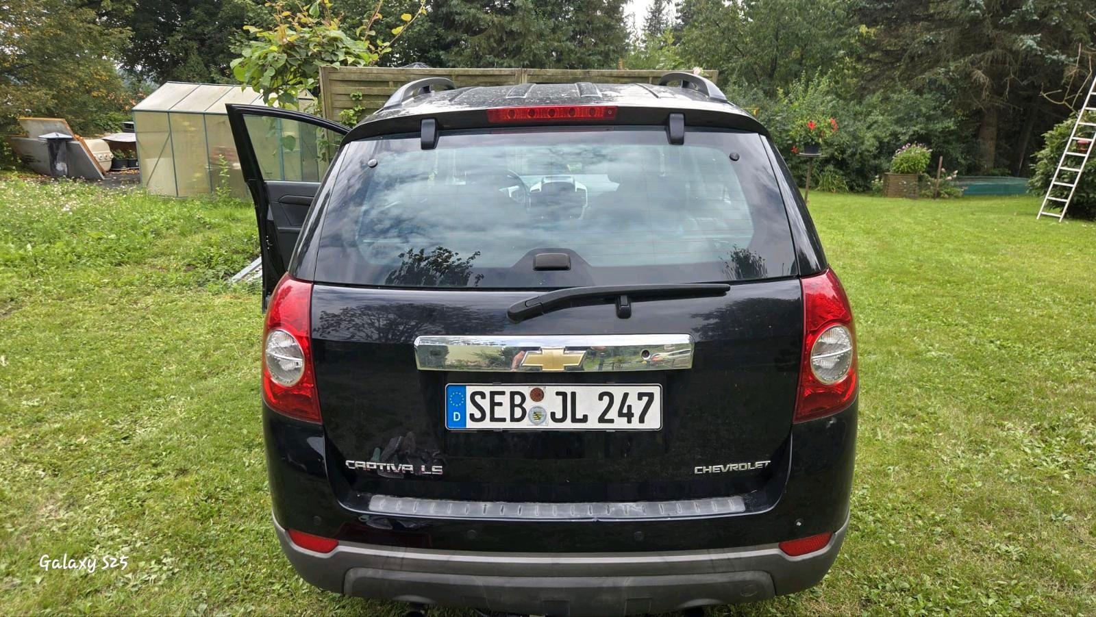 Chevrolet Captiva 2006 — interior