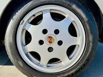 1990 Porsche 944 缩略图 38