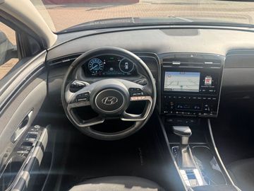 Hyundai TUCSON - 8