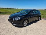 Hyundai i40 1.7 CRDi 85kW blue Classic - Hyundai i40: Classic