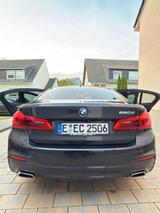 BMW 520d Limousine | Diesel Mild-Hybrid |M Sport - BMW 520 in Duisburg