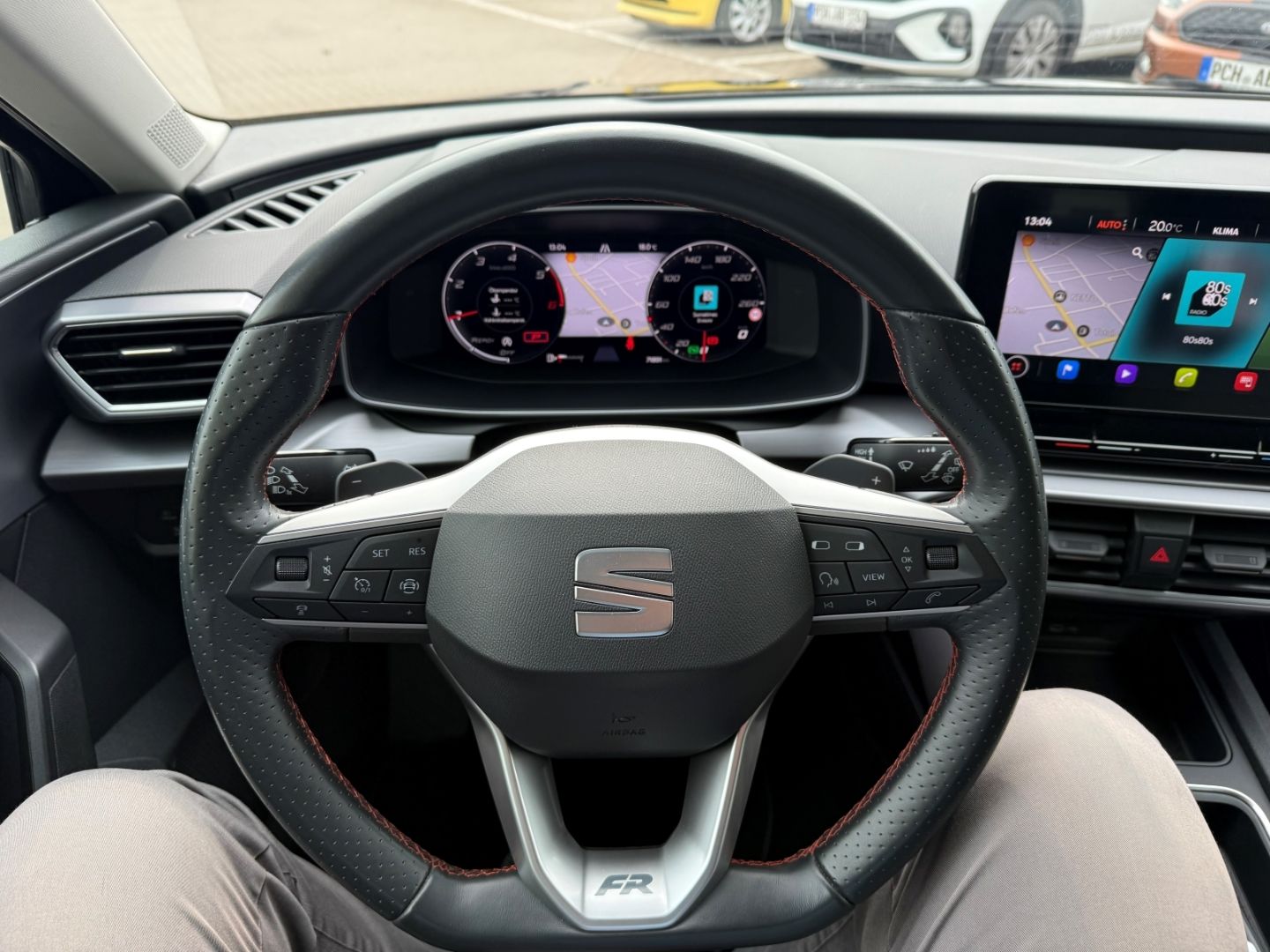 Fahrzeugabbildung SEAT Leon Sportstourer FR Navi Digitales Cockpit LED