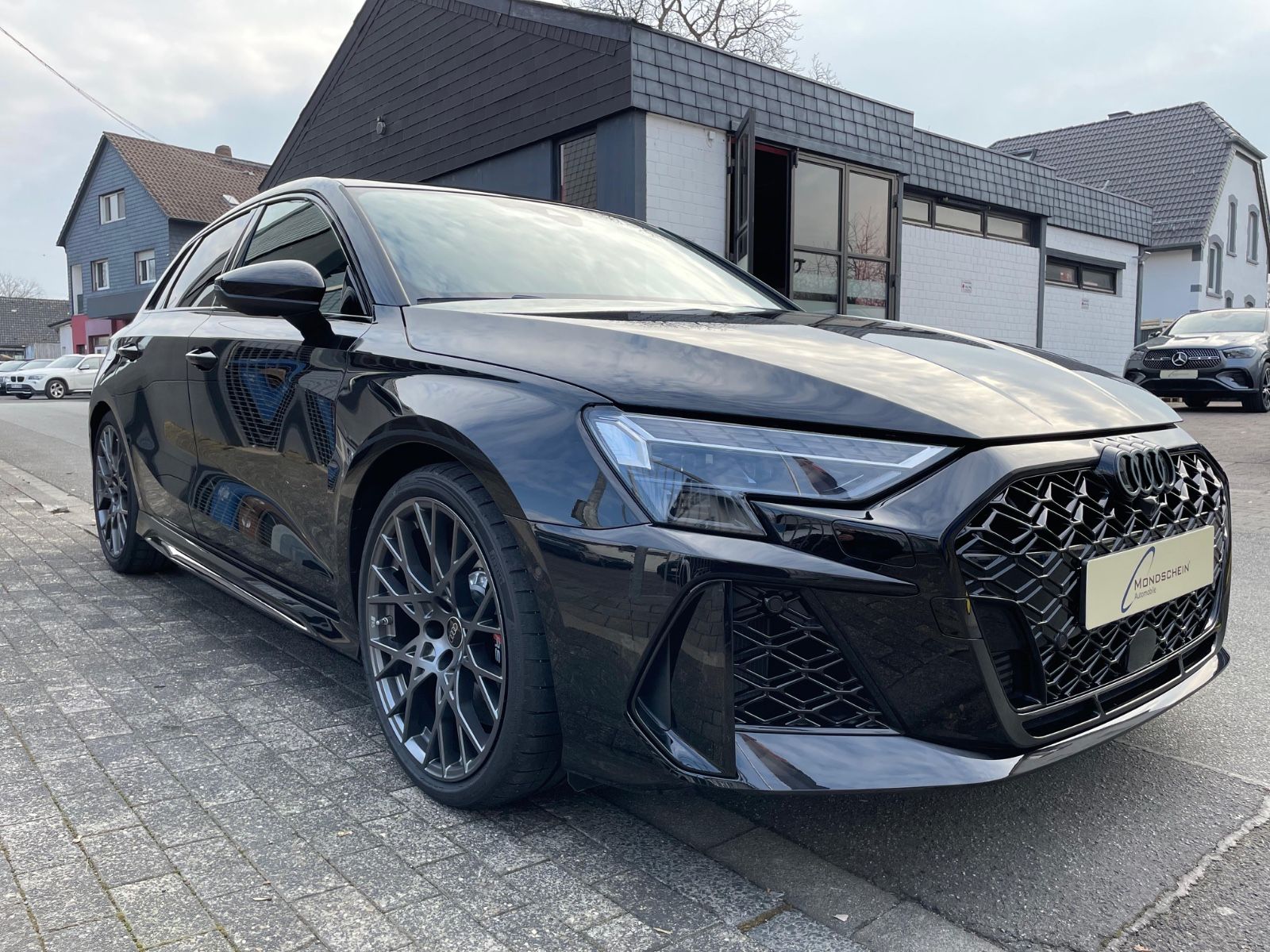 Fahrzeugabbildung Audi RS3 SB Facelift |Matrix|ACC|Sonos|RS-Schalen|HUD