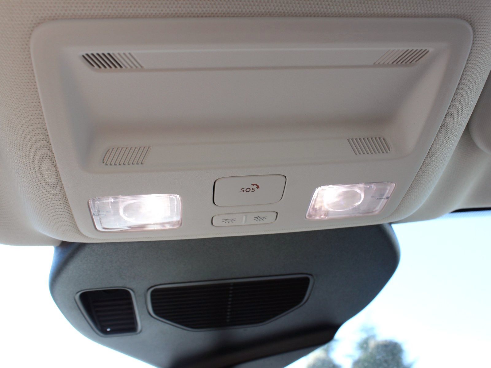 Fahrzeugabbildung Ford Kuga Plug-In Hybrid Cool & Connect 2,5 Duratec
