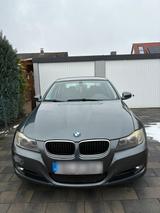 BMW 3er Reihe 318i E90 - BMW: R90