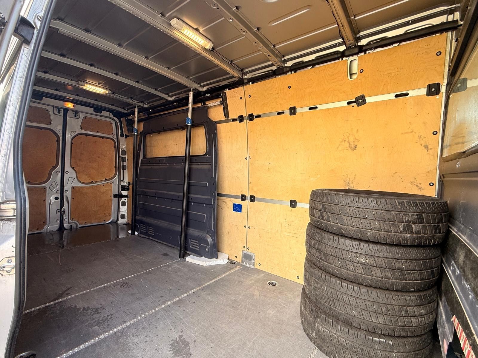 Fahrzeugabbildung Mercedes-Benz Sprinter II Kasten 310/311/313/314/316 CDI