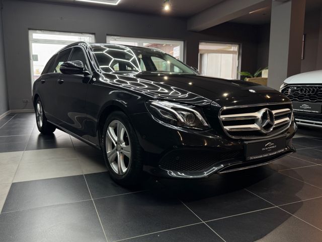 Mercedes-Benz E 200 T Avantgarde*ANHÄNGER*CAM*LED*NAVI*LEDER*
