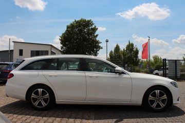 Mercedes E 200 - 11