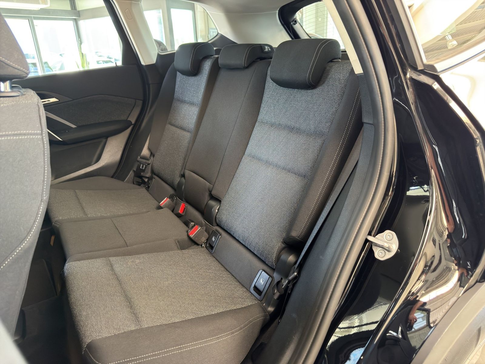 BMW X1 sDrive18d LED+/K-ZUG/CAM/SH/K-ZUG foto 6