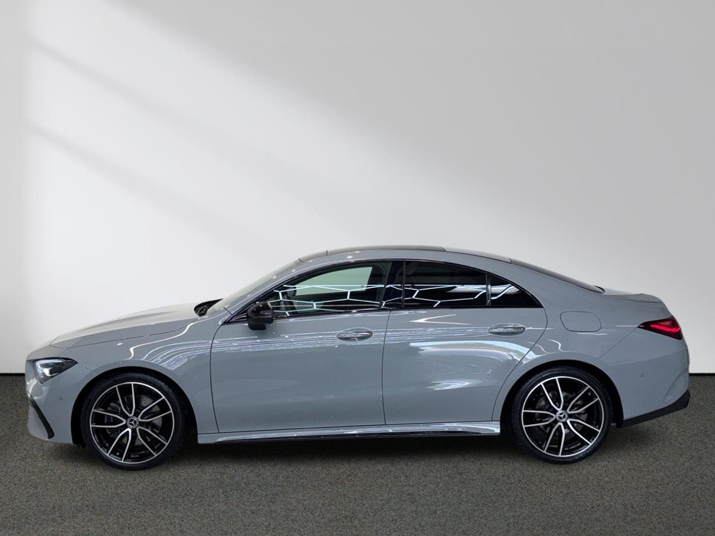 Mercedes-Benz CLA 220 d AMG Night Panorama Ambiente Kamera LED foto 3