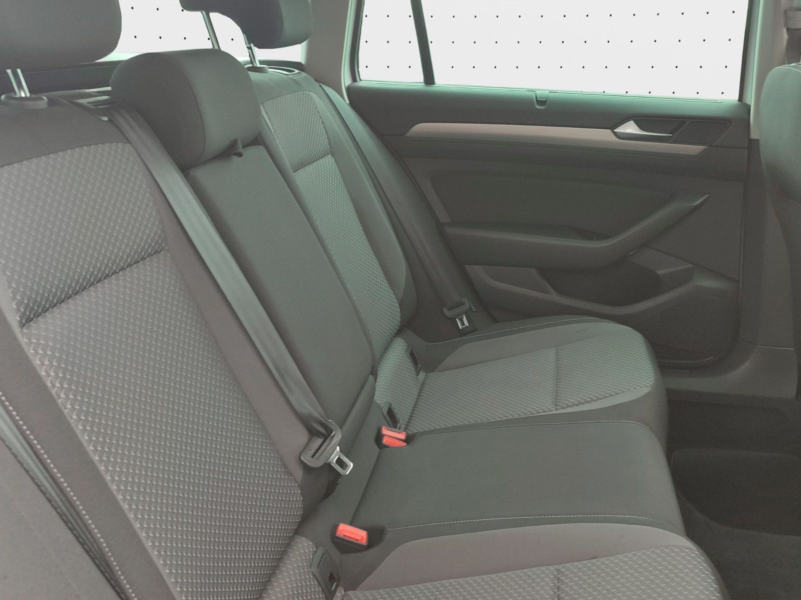 Volkswagen Passat Variant - Bild 19