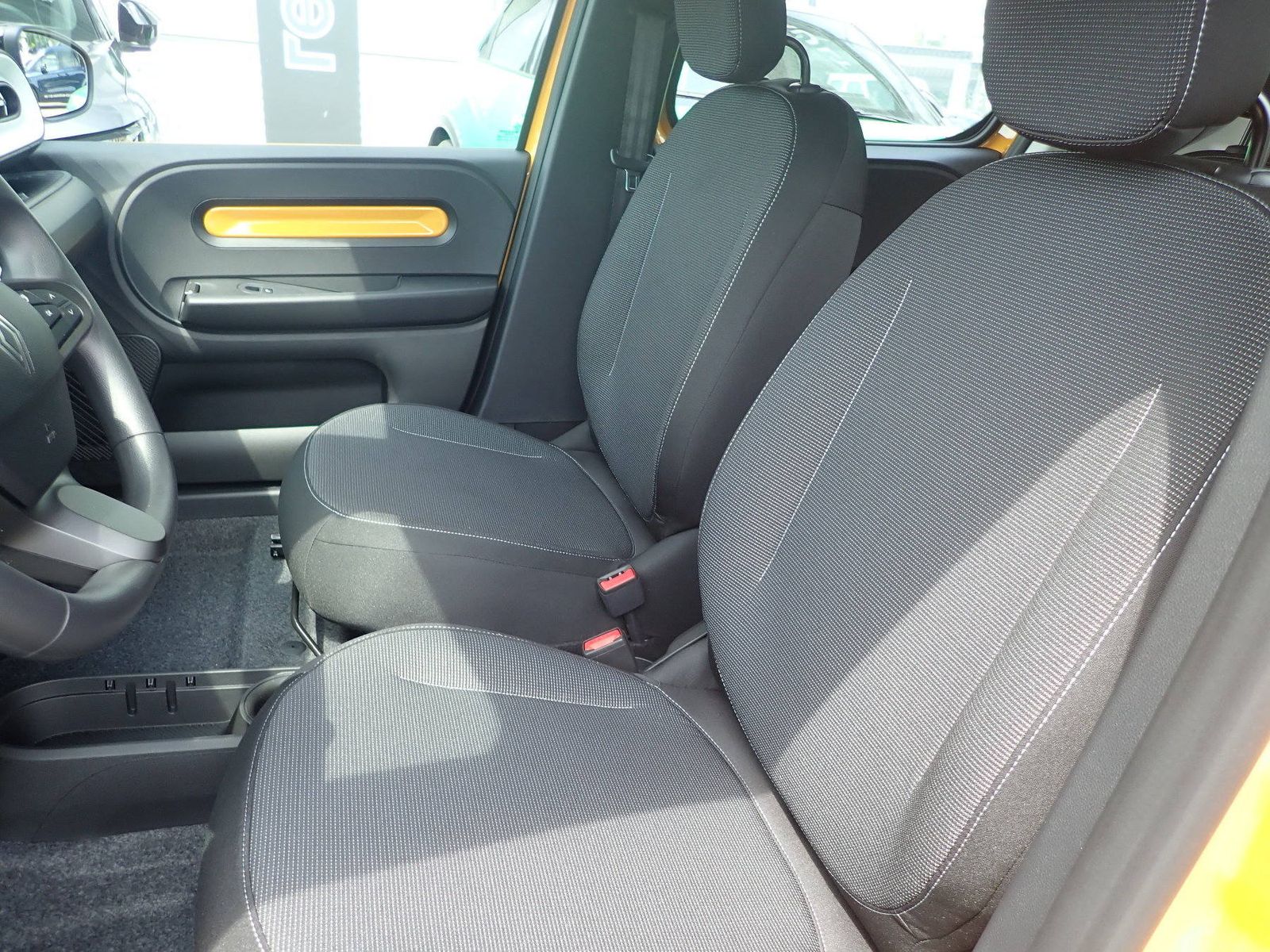 Fahrzeugabbildung Renault Twingo E-TECH elektr. Evolution 80hp Urban Range