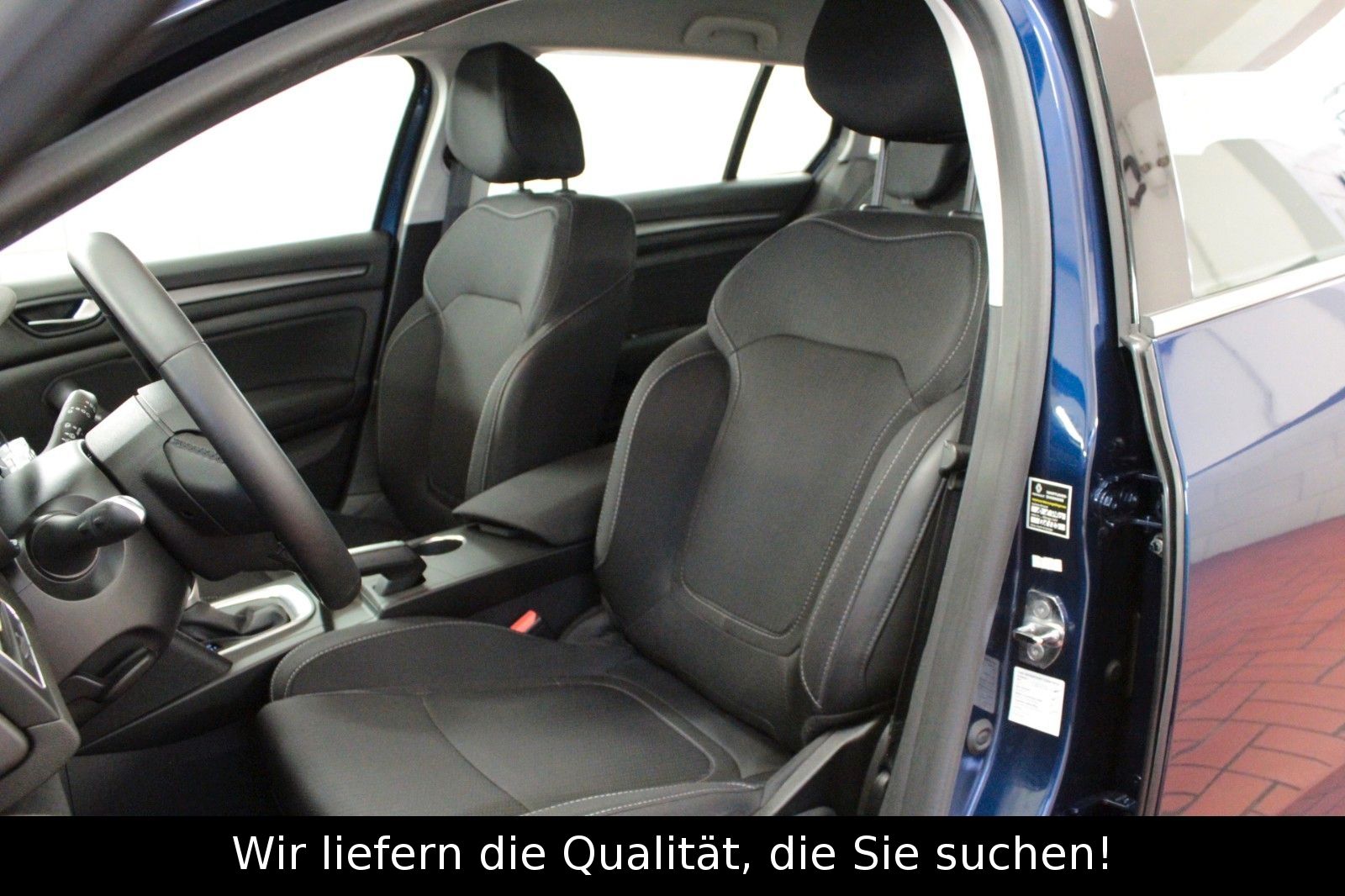 Fahrzeugabbildung Renault Megane TCe 140 EDC Zen Grdt.*R-Link*Sitzhzg*