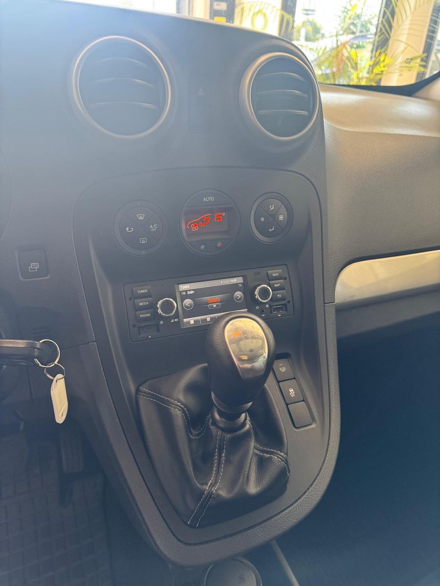 Fahrzeugabbildung Mercedes-Benz Citan Kombi 111 CDI lang /KLIMA KAMERA/PANORAMA