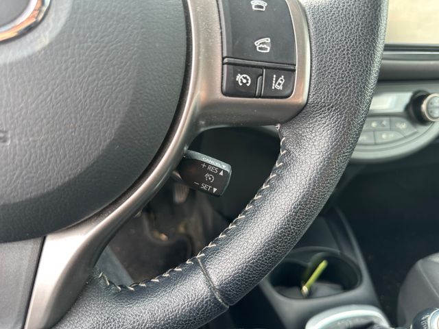 Toyota Yaris  1,0-l-Dual-VVT-i Edition-S *Unfall*
