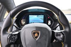Fahrzeugabbildung Lamborghini Aventador S*VOLL Ausstattung *Voll Carbon